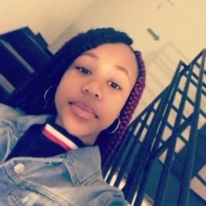 Meet your Posher, Bria